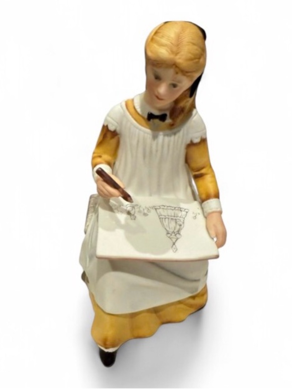 Vintage 1982 Franklin Porcelain Little Women Amy Figurine